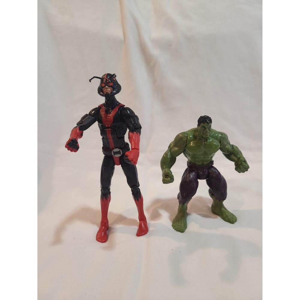 2013 Marvel Hasbro Incredible Hulk and Ant Man